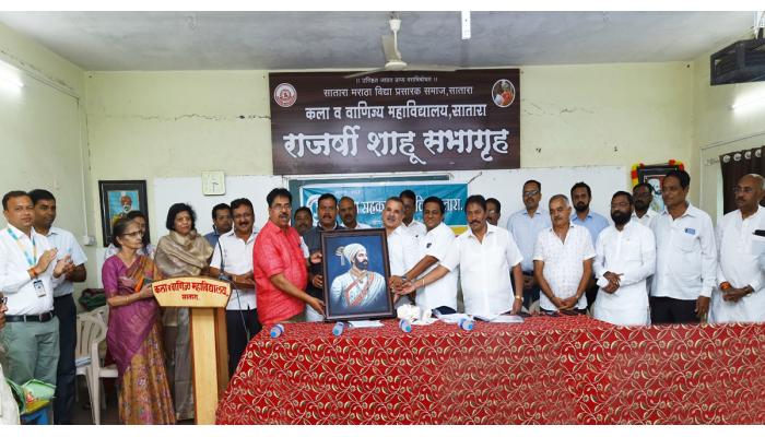 बँकेच्या कामागिरीबाबत सभासदांमध्ये समाधान : विनोद कुलकर्णी