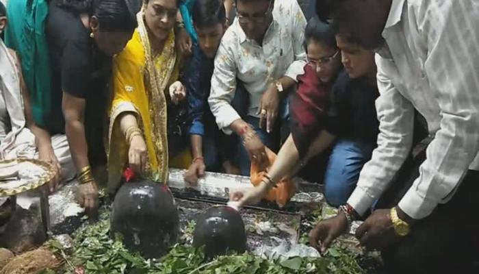 महादेवाच्या दर्शनासाठी सातारमध्ये भाविकांची गर्दी