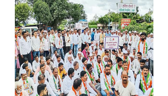 स्वातंत्र्यदिनी राष्ट्रवादीकडून पिंपोडेत रास्ता रोको