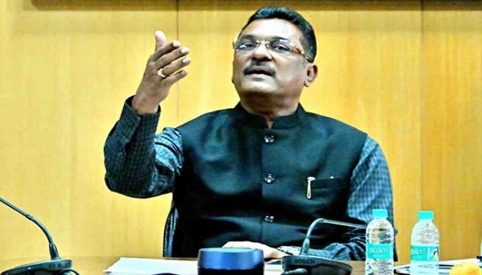 विद्यार्थी स्कुल व्हॅन नियमावली अंतिम करून अधिसूचना जारी करावी
