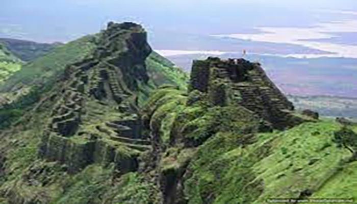 गडांचा राजा : राजगड