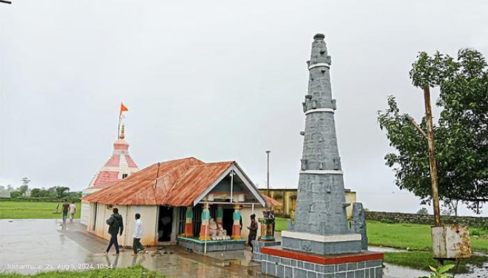 श्री गिरिजाशंकर देवस्थानास ‘ब’ वर्ग दर्जा