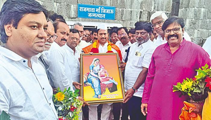 राजमाता जिजाऊंच्या स्मारकाला मिळणार झळाळी