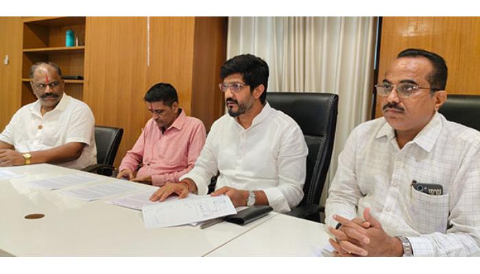 जीएसटीच्या नव्या कर रचनेमुळे जनतेच्या जीवनशैलीला चालना