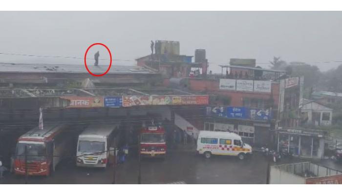 महाबळेश्वरमध्ये एसटी कर्मचाऱ्याचा आत्महत्येचा प्रयत्न