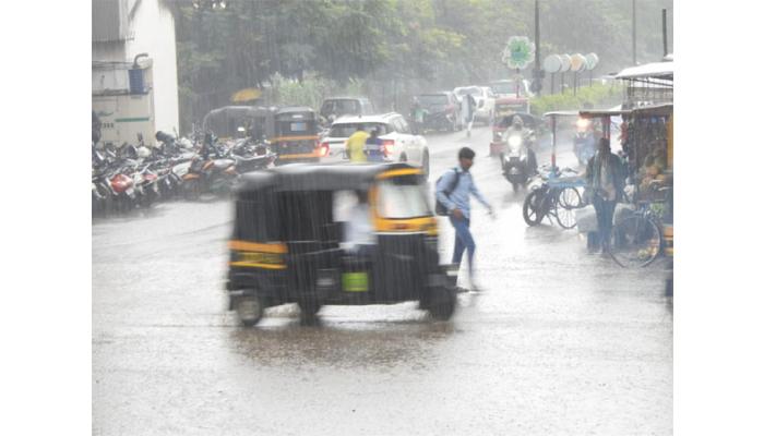 सातार्‍यासह जिल्ह्यात पावसाच्या जोरदार सरी; माण, खटाव, फलटण भागात पावसाने जनजीवन विस्कळीत