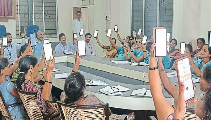 …लवकरच ग्रामपंचायत प्रशासनाचे कामकाज थेट ऑनलाइन