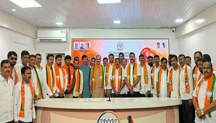 मनोज घोरपडे यांच्या नेतृत्वाखाली अनेकांचा भाजपमध्ये प्रवेश