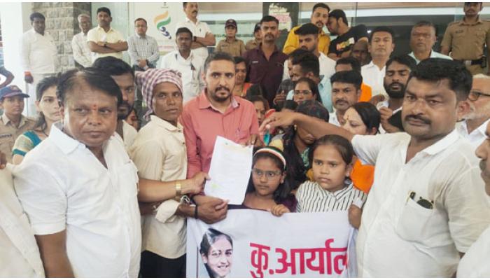 सासपडे प्रकरणातील आरोपीला तात्काळ फासावर लटकवा; मराठा क्रांती मोर्चा व ग्रामस्थांचा साताऱ्यात मोर्चा