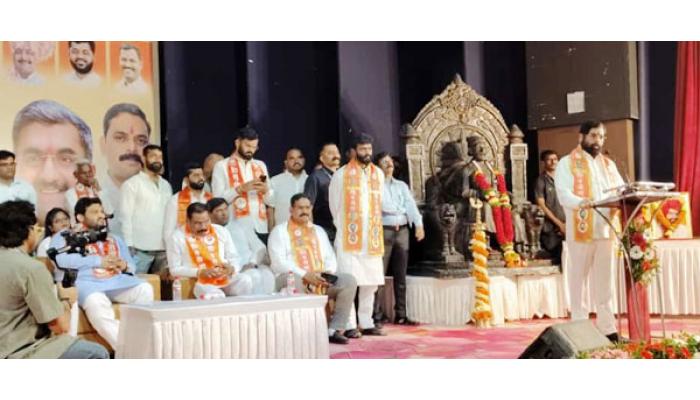 शिवसेनेचा भगवा फडकवत कार्यकर्त्यांना ताकद द्या; उपमुख्यमंत्री एकनाथ शिंदे यांचे आवाहन; निवडणुकांत महायुतीचा वरचष्मा राहिला पाहिजे
