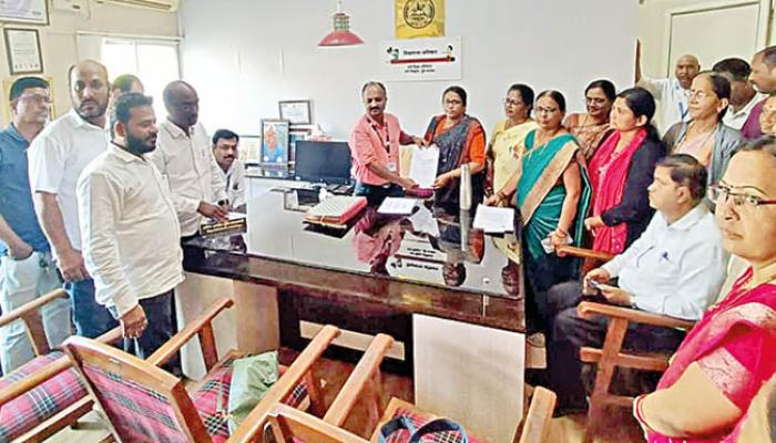 कार्यमुक्तीसाठी बदली शिक्षकांची आर्त हाक