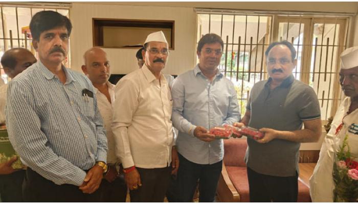 महाबळेश्वरला मिळणार लालभडक राजबेरी; भिलारमध्ये तरुण शेतकऱ्यांची यशस्वी लागवड