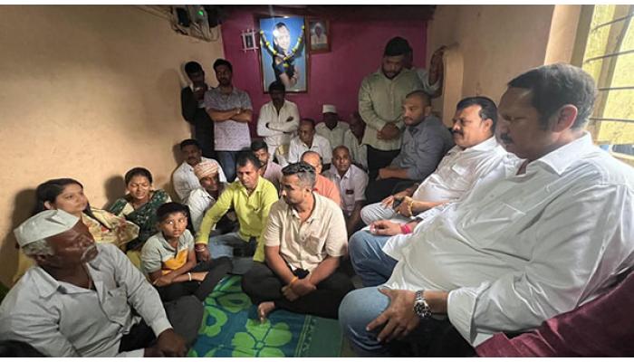 आर्याच्या कुटुंबीयांची खा. उदयनराजे यांनी घेतली भेट; न्याय मिळेपर्यंत पाठीशी उभे राहण्याचे दिले आश्वासन