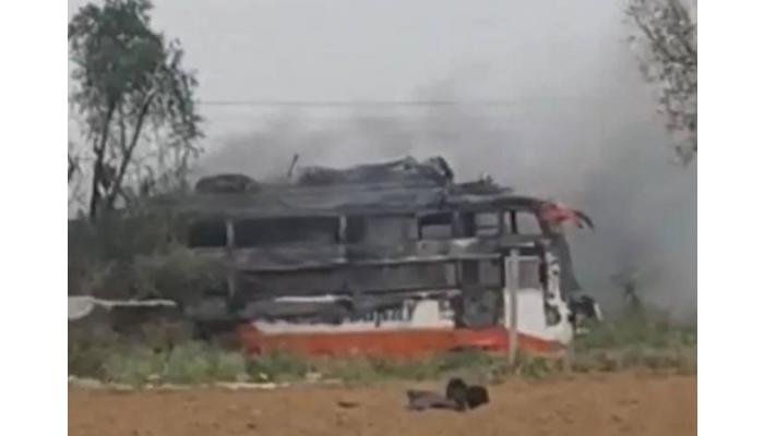 बस हाय-टेन्शन लाईनच्या संपर्कात आल्याने १० जण गंभीर; दोघांचा मृत्यू