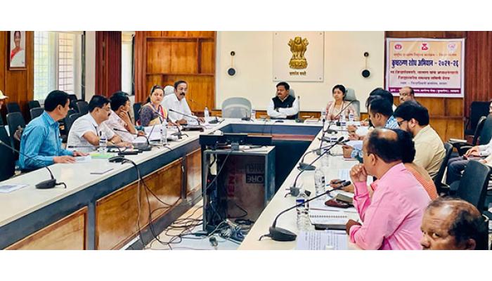 कुष्ठरोग शोध मोहिमेत तपासणीसाठी सहकार्य करा-जिल्हाधिकारी संतोष पाटील; जिल्हा समन्वय समितीची बैठक