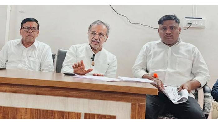 टॅगिंग शिवाय पशुधन खरेदी करू नये अन्यथा आंदोलन; कृषी गोसेवा संघाचे प्रदेशाध्यक्ष मिलिंद एकबोटे यांचा इशारा