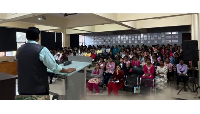 व्यसनात हतबल झालेला माणूस नीतिमत्ता हरवून बसतो - किशोर काळोखे; ज्ञानश्री इंजिनियरिंग कॉलेजमध्ये अंमली पदार्थ व्यसन विरोधी अभियान