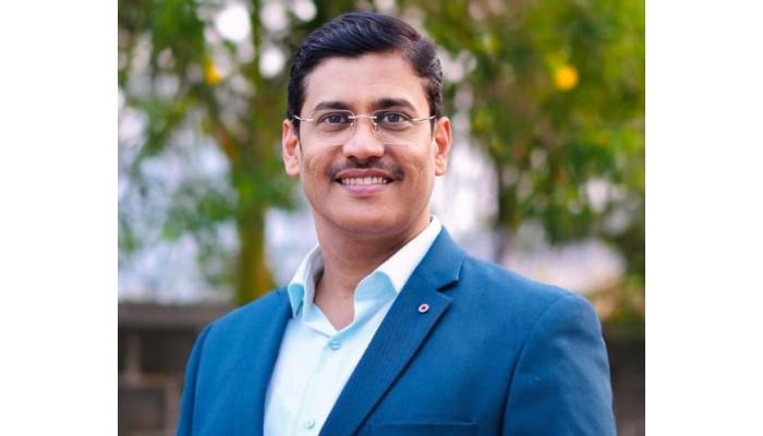 नगर वाचनालयातर्फे वाचन कट्ट्याचे आयोजन, सामूहिक वाचनाचा अभिनव उपक्रम - नगर वाचनालयाचे अध्यक्ष अमित कुलकर्णी यांची माहिती