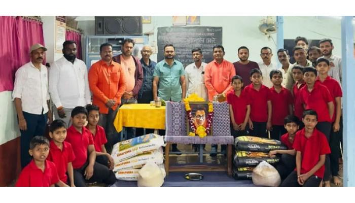 हिंदुहृदयसम्राट बाळासाहेब ठाकरे जन्मशताब्दीनिमित्त धनिणीच्या बागेत अन्नदान व वृक्षारोपण; शिवसेनेकडून सामाजिक उपक्रम राबवून जन्मशताब्दी साजरी