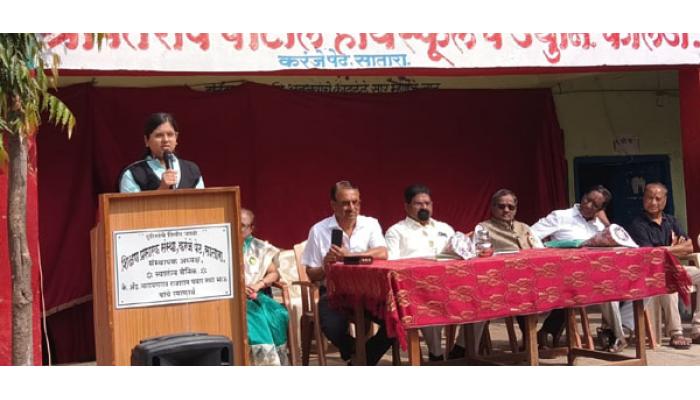 श्रीपतराव पाटील हायस्कूल व जुनिअर कॉलेजमध्ये इयत्ता बारावीच्या विद्यार्थ्यांचा शुभचिंतन सोहळा उत्साहात