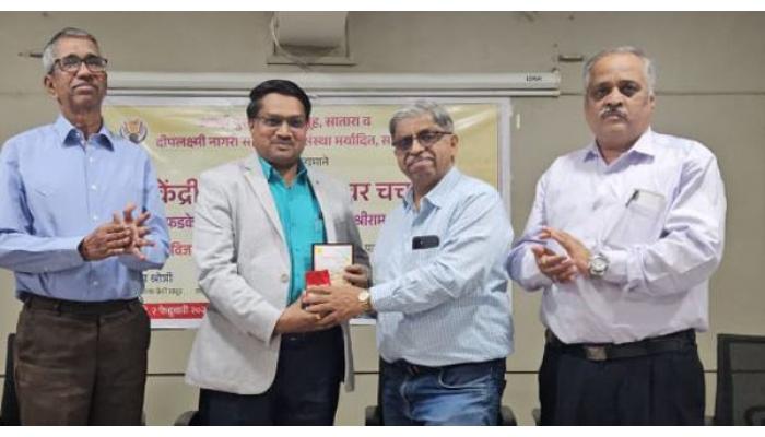 विकासाची गंगा सामान्यांपर्यंत पोहोचणे आवश्यक - अर्थसंकल्पावरील चर्चेत डॉ. विजय कुंभार; आम्ही पुस्तकप्रेमी समूह, दीपलक्ष्मी पतसंस्था यांच्यातर्फे केंद्रीय अर्थसंकल्पावरील चर्चा