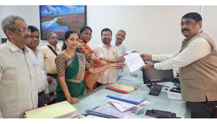 भारत-पाकिस्तान सामना रद्द करा - हिंदू जनजागृती समितीचे जिल्हाधिकारी यांना निवेदन