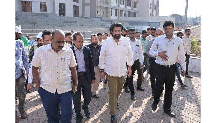 मेडिकल कॉलेजच्या कामाच्या दर्जाबाबत तडजोड चालणार नाही : ना. शिवेंद्रसिंहराजे; मेडिकल कॉलेजच्या पाहणीप्रसंगी अधिकाऱ्यांना सक्त सूचना