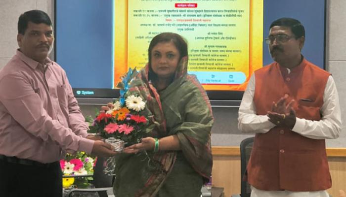 जयंतीनिमित्त संग्रहालयात छत्रपती शिवाजी महाराज यांना अभिवादन; छत्रपती वृषालीराजे भोसले यांच्या हस्ते शिवप्रतिमेचे पूजन