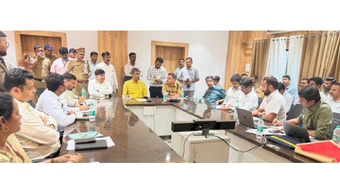 डोंगरी महोत्सव विविध विभागांनी सन्मवयातून यशस्वी करावा- पालकमंत्री शंभूराज देसाई ; डोंगरी महोत्सवाच्या अनुषंगाने मरळी येथील शासकीय विश्रामगृहात बैठक