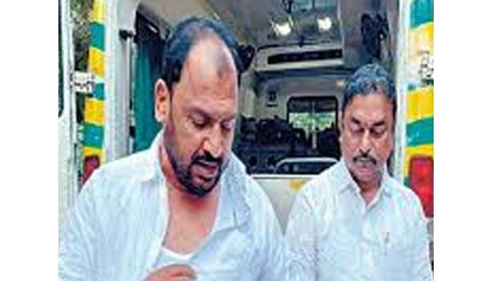 जिल्हा परिषद सदस्य बापू शिंदे यांच्या अपहरणाच्या गुन्ह्यात अटक असलेल्या अनिल देसाई व संदीप मांडवे यांना जामीन मंजूर