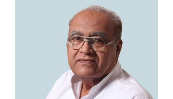 तत्वनिष्ठ, व्यासंगी इतिहास संशोधक हरपला - मुख्यमंत्री देवेंद्र फडणवीस यांची ज्येष्ठ इतिहास संशोधक डॉ. जयसिंगराव पवार यांना श्रद्धांजली