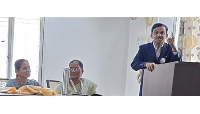 प्रशासन समाज सौहार्द दृढ होण्याची गरज - यशेंद्र क्षीरसागर; निबंध आणि कविता स्पर्धेचे बक्षीस वितरण उत्साहात