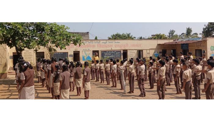 आयुष्यात कधीही अंधश्रद्धेला शरण जाणार नाही- शाहूपुरी माध्यमिक विद्यालयातील संस्कार वर्गात नवपिढीने घेतली अंधश्रद्धेविरुद्ध शपथ.