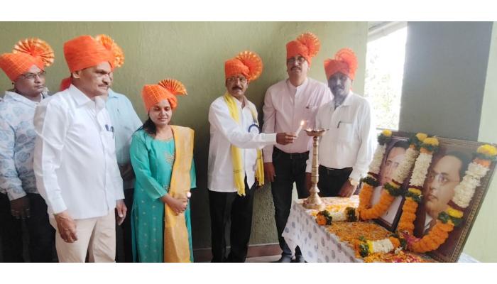 शोषित घटकांसाठी काम करणाऱ्या दलित महासंघाचे कार्य उल्लेखनीय - जिल्हा शल्यचिकित्सक डॉ. राहुल जाधव; प्रबोधन मेळावा उत्साहात