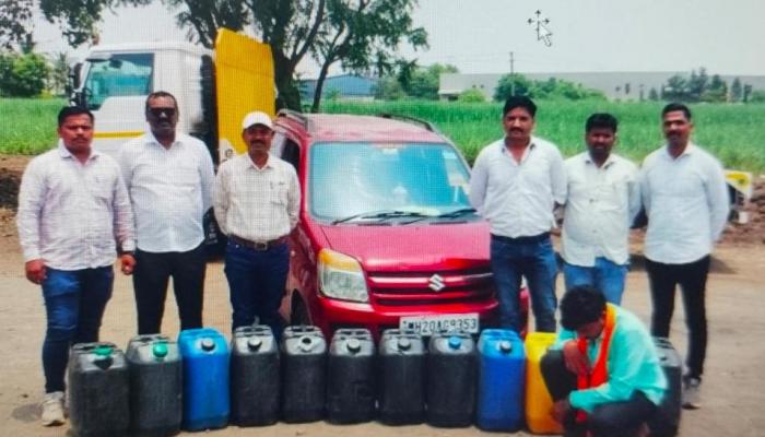 शिरवळ येथे हातभट्टी दारू वाहतुकीवर राज्य उत्पादन शुल्काचा छापा; ४.४४ लाखांचा मुद्देमाल जप्त