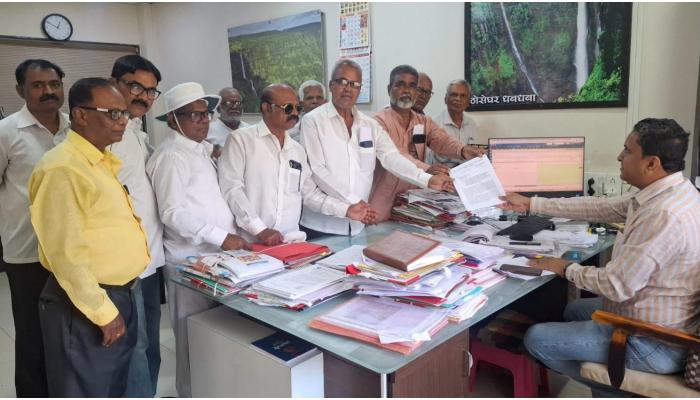 डॉ. बाबासाहेब आंबेडकर स्मारक प्रश्नी समिती आक्रमक; पालकमंत्र्यांच्या भूमिकेचा तीव्र निषेध