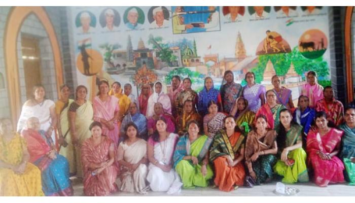 कुमठे ग्रामस्थांचा क्रांतिकारी निर्णय : विधवांच्या जाचक प्रथांना कायमस्वरूपी मुठमाती
