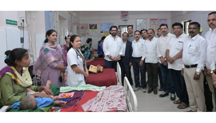 स्व. भाऊसाहेब महाराज जयंतीनिमित्त १०१ बालकांवर मोफत शस्त्रक्रिया; कर्तव्य सोशल ग्रुपच्या पुढाकारातून साताऱ्यात आरोग्य शिबिरास उत्स्फूर्त प्रतिसाद