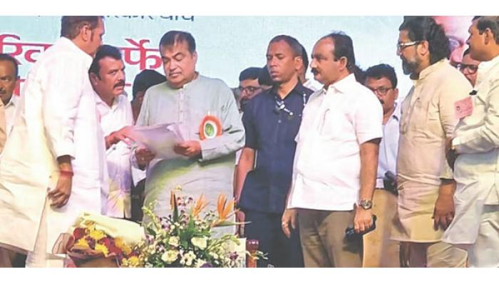 भरतगाव व भरतगाववाडी यांना जोडणाऱ्या पुलाची रुंदी व उंची वाढणार ; दोन्ही राजेंची मागणी अन्&zwnj;&zwj; ना. गडकरींची तात्काळ मंजुरी
