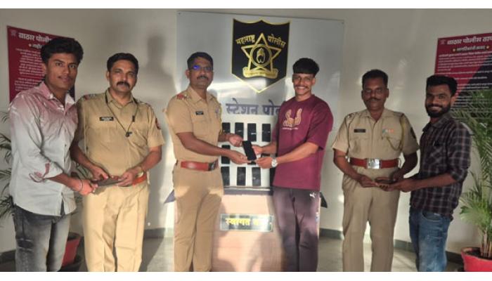 वाठार पोलीस ठाणे हद्दीतून गहाळ झालेले 25 मोबाईल हस्तगत; वाठार पोलिसांची कामगिरी