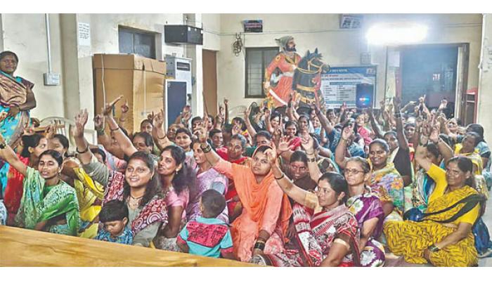 शामगावच्या रणरागिणींचा दारूमुक्तीचा निर्धार; विशेष महिला ग्रामसभेत अवैध मद्यविक्री बंदीचा ठराव एकमताने मंजूर