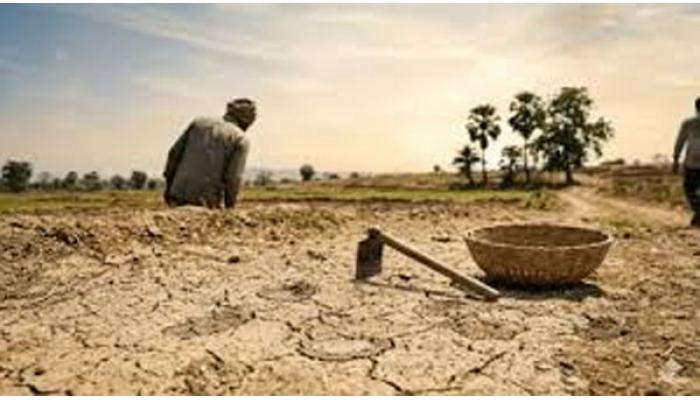 खरीप हंगामावर दुष्काळाचे सावट; विहिरींनी तळ गाठल्याने पाणी टंचाईच्या झळा बसू लागल्या
