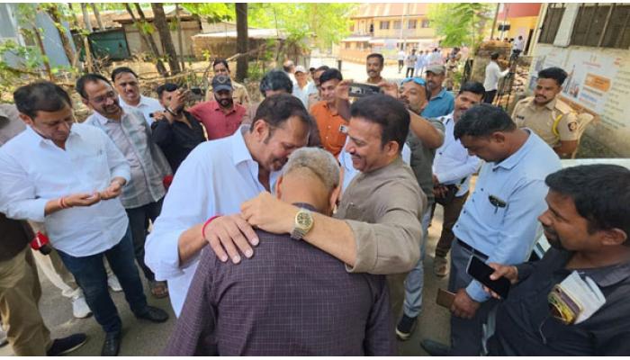 सांगली-सातारा मतदारसंघात ९९.८९ टक्के विक्रमी मतदान; महायुती-महाविकास आघाडीची प्रतिष्ठा पणाला, ११ केंद्रांवर १००% मतदानाची नोंद