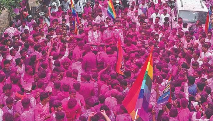 कृष्णा कारखान्याच्या निवडणुकीत जयवंतराव भोसले सहकार पॅनेलचा ऐतिहासिक विजय; डॉ. सुरेश भोसले यांनी कारखान्याची सत्ता कायम राखत विजयाची हॅटट्रिक नोंदविली