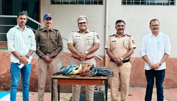केबल चोरीचा गुन्हा आठ तासांत उघड; रहिमतपूर पोलिसांची धडक कारवाई, ५५ हजारांचा मुद्देमाल हस्तगत