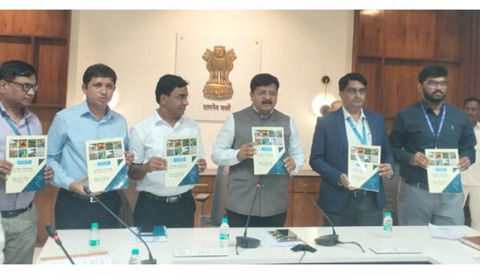 पीककर्ज वितरणात सातारा जिल्हा राज्यात तिसरा -जिल्हाधिकारी संतोष पाटील; खरिप हंगामासाठी शंभर टक्के पीक कर्ज वितरण करा