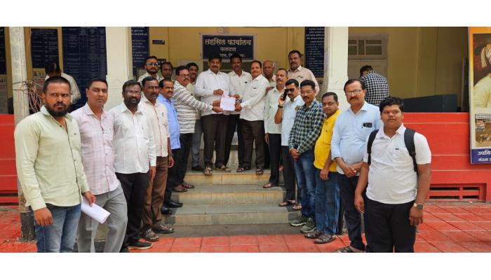खासदार संजय दिना पाटील यांच्यावर कडक कारवाई करा; फलटणमध्ये मराठी पत्रकार परिषदेचे तहसीलदारांना निवेदन