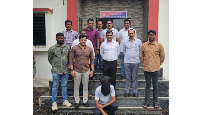 पॅरोलवरून पसार झालेला खुनातील आरोपी चार वर्षांनी सातारा पोलिसांच्या ताब्यात; स्थानिक गुन्हे शाखेची कारवाई