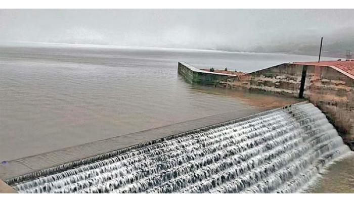 सातारा शहराला पाणीपुरवठा करणारे कास धरण भरले; पाणीटंचाईचा प्रश्न तूर्तास संपुष्टात