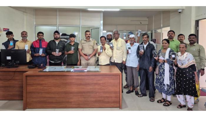 तांत्रिक तपासाच्या बळावर हरवलेले 25 मोबाईल मूळ मालकांच्या हाती; शाहूपुरी पोलिसांची कामगिरी; 6.25 लाखांचा मुद्देमाल हस्तगत